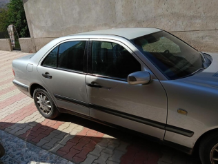 مرسيدس E 200 1999 فضي أوتوماتيك مستعملة للبيع في فاقوس