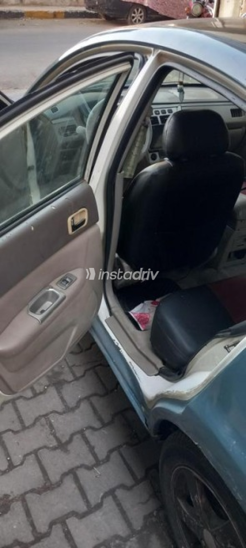 اسبيرانزا A516 2010 أزرق أوتوماتيك مستعملة للبيع في القاهرة - 3