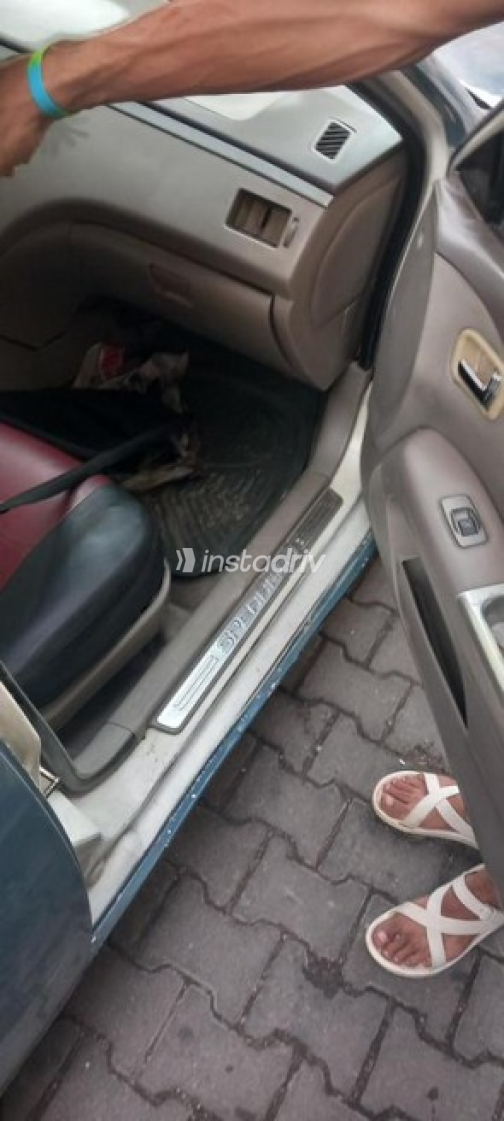 اسبيرانزا A516 2010 أزرق أوتوماتيك مستعملة للبيع في القاهرة - 7