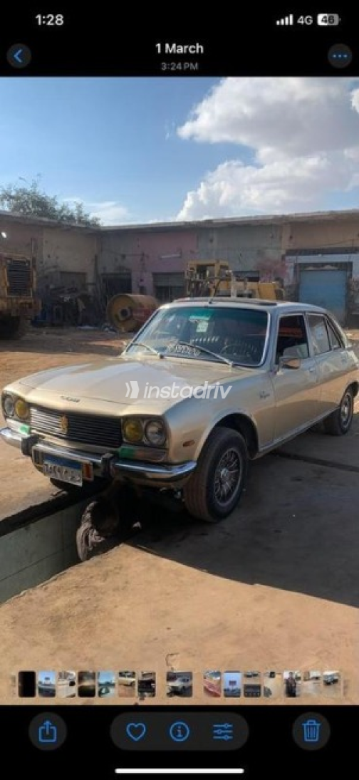 Peugeot 504 1975 Gold Automatic Used for Sale in 10th of Ramadan - 4