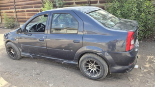 Renault Logan 2013 Petroleum Automatic Used for Sale in Cairo