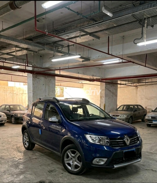 Renault Sandero Step Way 2018 White Automatic Used for Sale in Greater Cairo ( Cairo + Giza) - 3