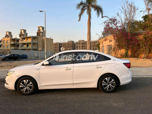 ام جى 5 2022 أبيض CVT مستعملة للبيع في القاهرة الكبرى ( القاهرة - الجيزة) - 2