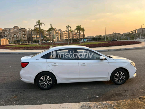 ام جى 5 2022 أبيض CVT مستعملة للبيع في القاهرة الكبرى ( القاهرة - الجيزة) - 3