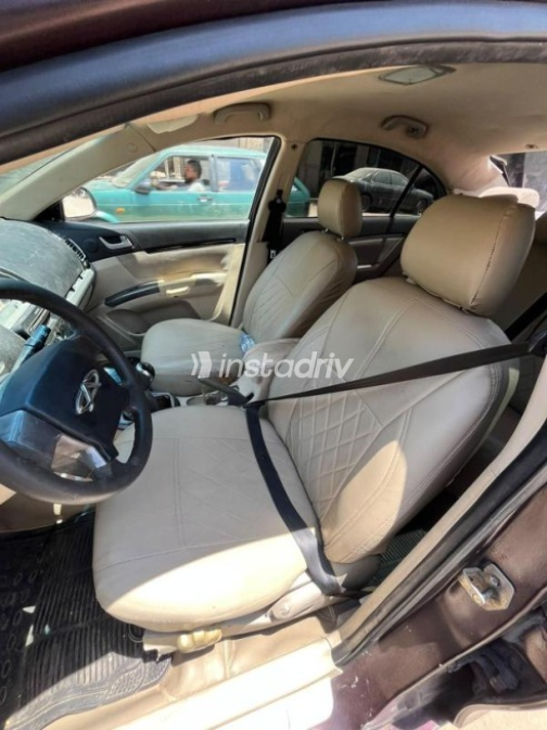 Geely Emgrand 8 2018 Eggplant Automatic Used for Sale in Giza - 5