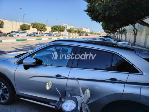 ميتسوبيشي اكليبس 2021 فضي أوتوماتيك مستعملة للبيع في القاهرة الكبرى ( القاهرة - الجيزة) - 3