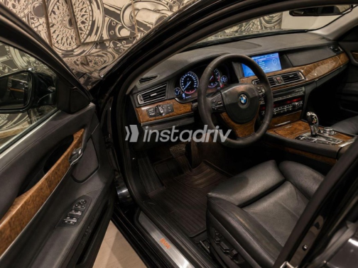 BMW 750 2011 Black Automatic Used for Sale in Cairo - 4