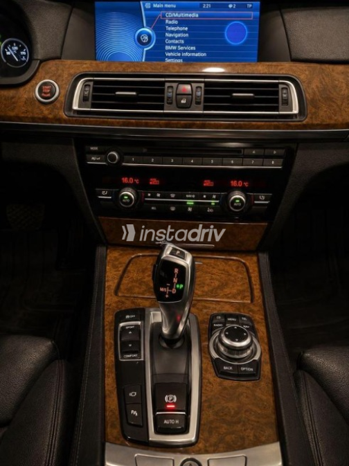BMW 750 2011 Black Automatic Used for Sale in Cairo - 9