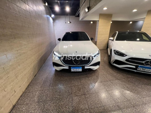 مرسيدس E Class 2025 أبيض أوتوماتيك مستعملة للبيع في القاهرة - 1