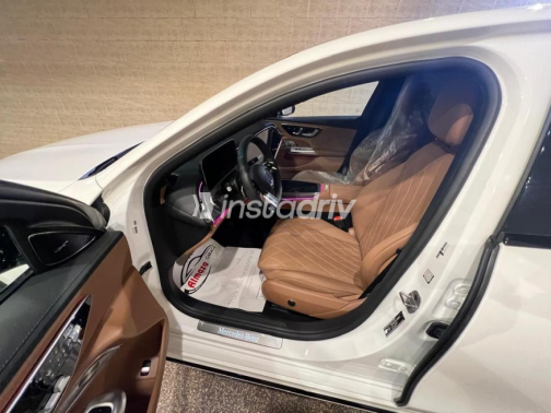 مرسيدس E Class 2025 أبيض أوتوماتيك مستعملة للبيع في القاهرة - 8