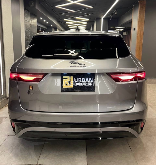 Jaguar F-Pace 2024 Gray Automatic Used for Sale in Greater Cairo ( Cairo + Giza) - 8