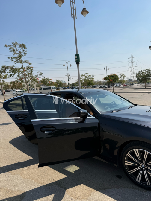 BMW 320 2023 Black Automatic Used for Sale in Greater Cairo ( Cairo + Giza) - 2
