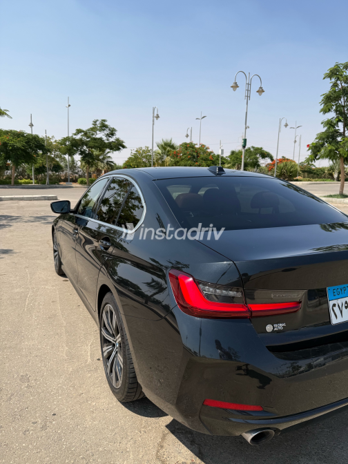 BMW 320 2023 Black Automatic Used for Sale in Greater Cairo ( Cairo + Giza) - 4