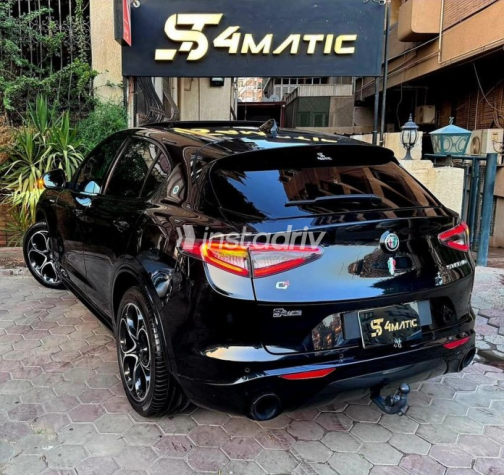 Alfa Romeo Stelvio 2024 Black Automatic Used for Sale in Cairo - 6