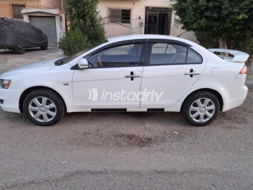 Mitsubishi Lancer EX Shark 2015 White Automatic Used for Sale in Cairo - 8