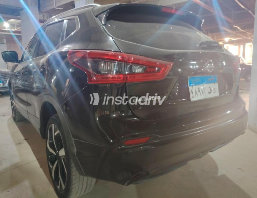 Nissan Qashqai 2019 White Automatic Used for Sale in Greater Cairo ( Cairo + Giza) - 3