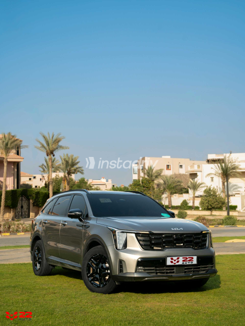 Kia Sorento 2025 Champagne Automatic Used for Sale in Greater Cairo ( Cairo + Giza) - 1