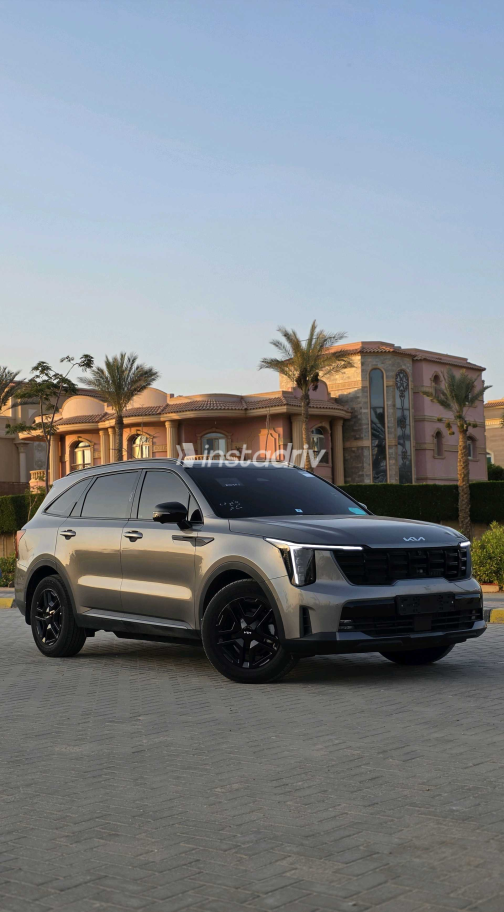 Kia Sorento 2025 Champagne Automatic Used for Sale in Greater Cairo ( Cairo + Giza) - 10