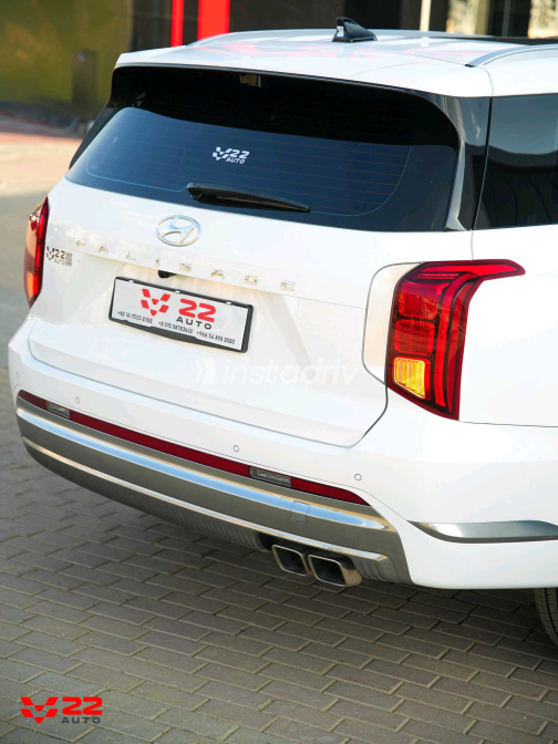 Hyundai Palisade 2023 White Automatic Used for Sale in Greater Cairo ( Cairo + Giza) - 8
