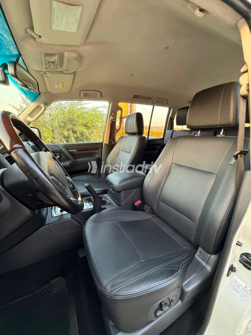 Mitsubishi Pajero 2020 White Automatic Used for Sale in Greater Cairo ( Cairo + Giza) - 2