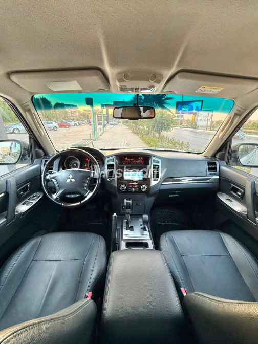 Mitsubishi Pajero 2020 White Automatic Used for Sale in Greater Cairo ( Cairo + Giza) - 5