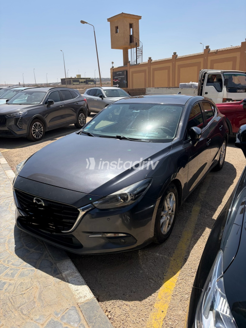 Mazda 3 2019 Gray Automatic Used for Sale in Greater Cairo ( Cairo + Giza) - 10