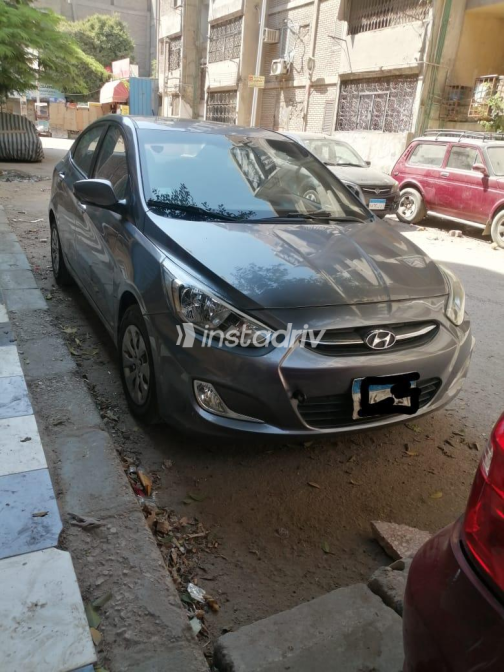 Hyundai Accent RB 2016 Gray Automatic Used for Sale in Greater Cairo ( Cairo + Giza) - 7