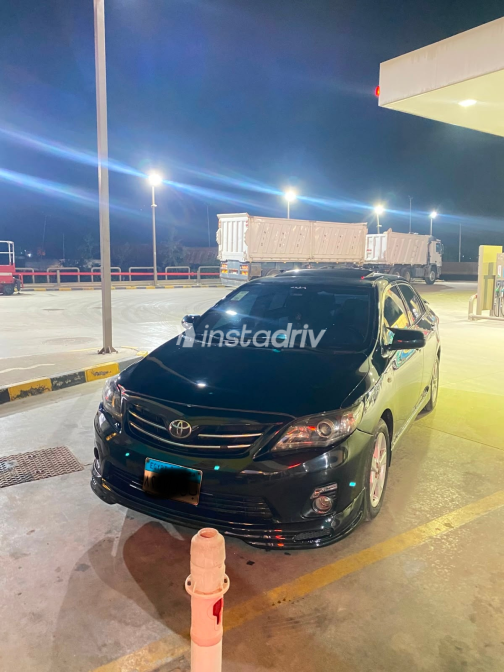 Toyota Corolla 2013 Black Automatic Used for Sale in Greater Cairo ( Cairo + Giza) - 10