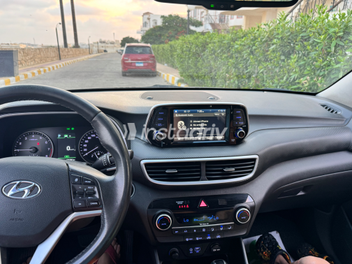 Hyundai Tucson 2021 Gray Automatic Used for Sale in Greater Cairo ( Cairo + Giza) - 4
