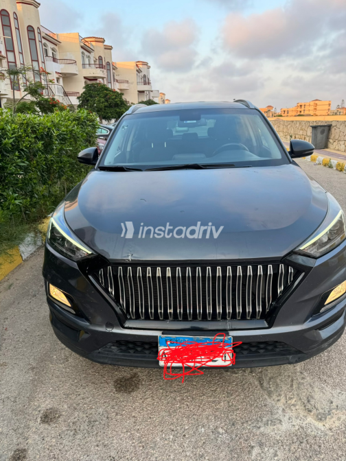 Hyundai Tucson 2021 Gray Automatic Used for Sale in Greater Cairo ( Cairo + Giza) - 5