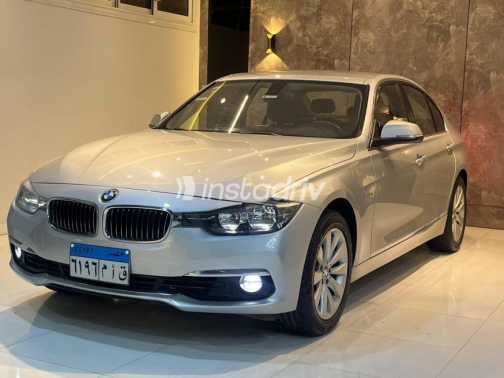 BMW 318 2016 Silver Automatic Used for Sale in Cairo - 1
