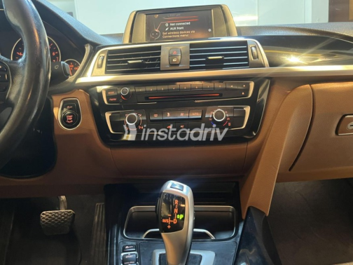 BMW 318 2016 Silver Automatic Used for Sale in Cairo - 6