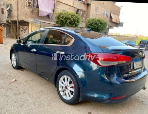 Kia Cerato 2017 White Automatic Used for Sale in Greater Cairo ( Cairo + Giza) - 3