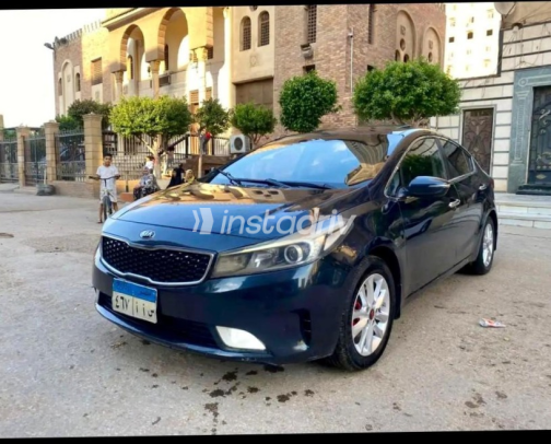 Kia Cerato 2017 White Automatic Used for Sale in Greater Cairo ( Cairo + Giza) - 9