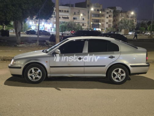 Skoda Octavia A4 1999 Silver Automatic Used for Sale in 10th of Ramadan - 4