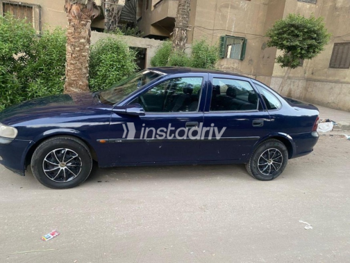 Opel Vectra 1997 Dark Blue Automatic Used for Sale in Giza - 2