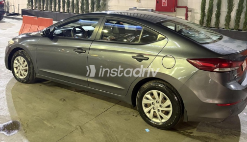 Hyundai Elantra AD 2019 Dark Gray Automatic Used for Sale in Cairo - 3