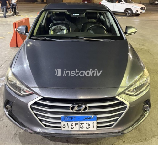 Hyundai Elantra AD 2019 Dark Gray Automatic Used for Sale in Cairo - 4