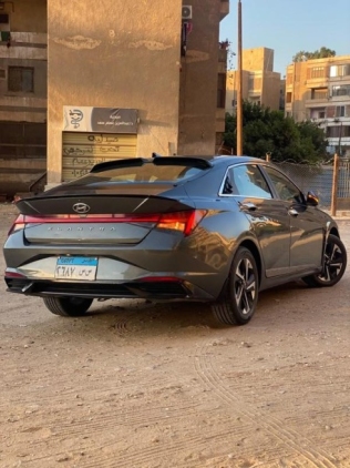 هيونداي إلنترا سى ان 7 2021 فضي أوتوماتيك مستعملة للبيع في القاهرة