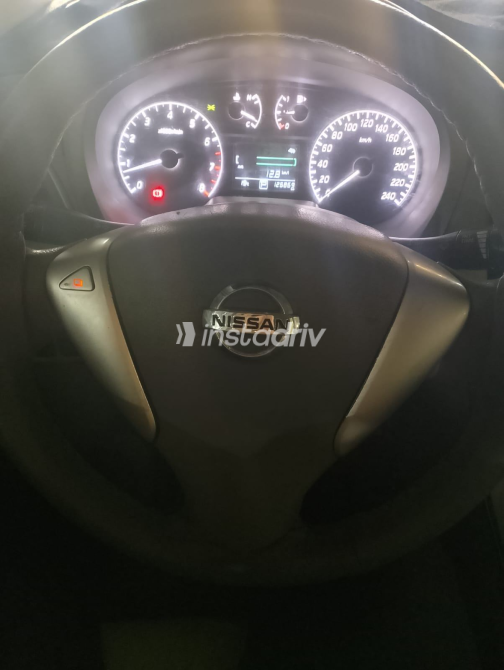 Nissan Sentra 2015 White Automatic Used for Sale in Greater Cairo ( Cairo + Giza) - 2