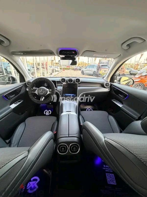 Mercedes GLC 200 2024 Black Automatic Used for Sale in Greater Cairo ( Cairo + Giza) - 9