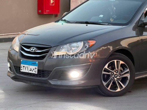 Hyundai Elantra HD 2020 White Automatic Used for Sale in Greater Cairo ( Cairo + Giza) - 4