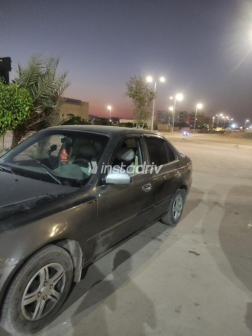 Hyundai Verna 2015 Dark Gray Automatic Used for Sale in 10th of Ramadan - 9