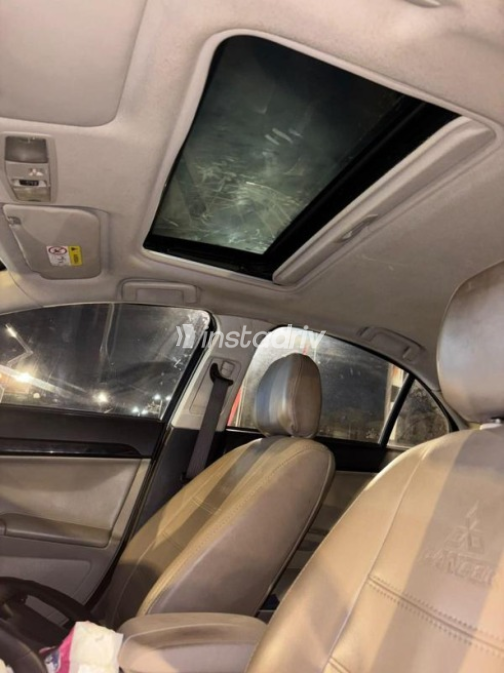 Mitsubishi Lancer 2016 White Automatic Used for Sale in Greater Cairo ( Cairo + Giza) - 6