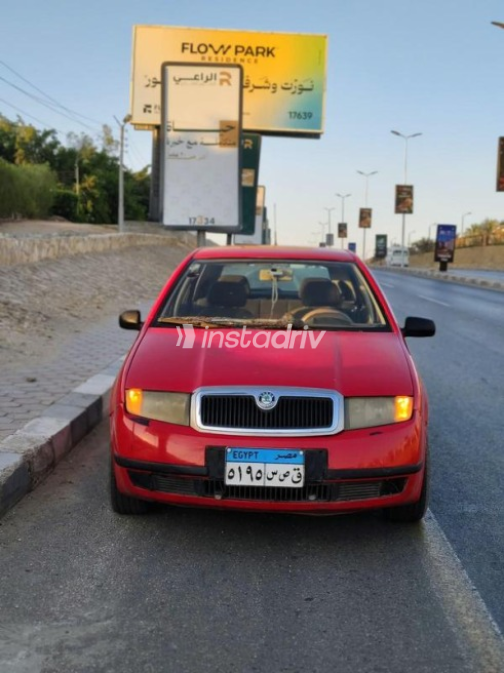 سكودا فابيا 2001 أحمر أوتوماتيك مستعملة للبيع في القاهرة - 5