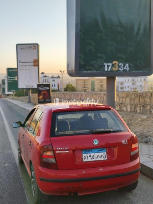 سكودا فابيا 2001 أحمر أوتوماتيك مستعملة للبيع في القاهرة - 6