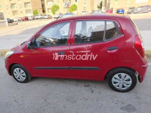 هيونداي I10 2015 أحمر أوتوماتيك مستعملة للبيع في القاهرة - 3