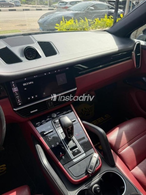 Porsche Cayenne 2020 Black Automatic Used for Sale in Cairo - 10