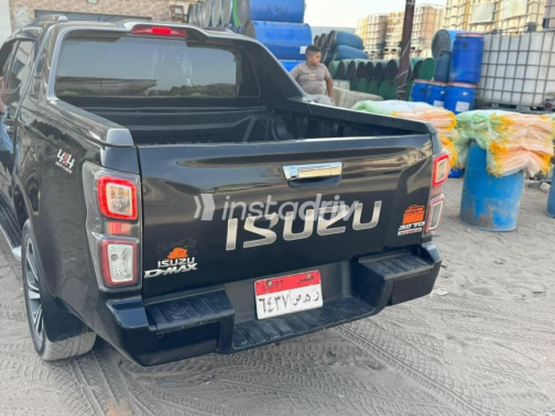 Isuzu Trooper 2021 Black Automatic Used for Sale in Kafr el-Sheikh - 3