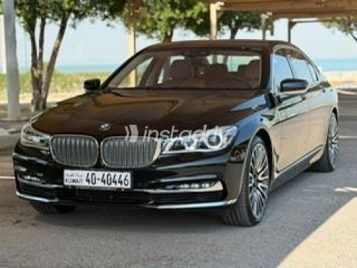 BMW 750 2017 Black Automatic Used for Sale in Cairo - 7